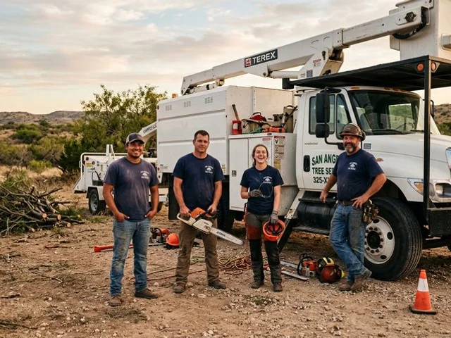 San Angelo Texas Tree Service Pros team with bucket truck ready for professional tree care